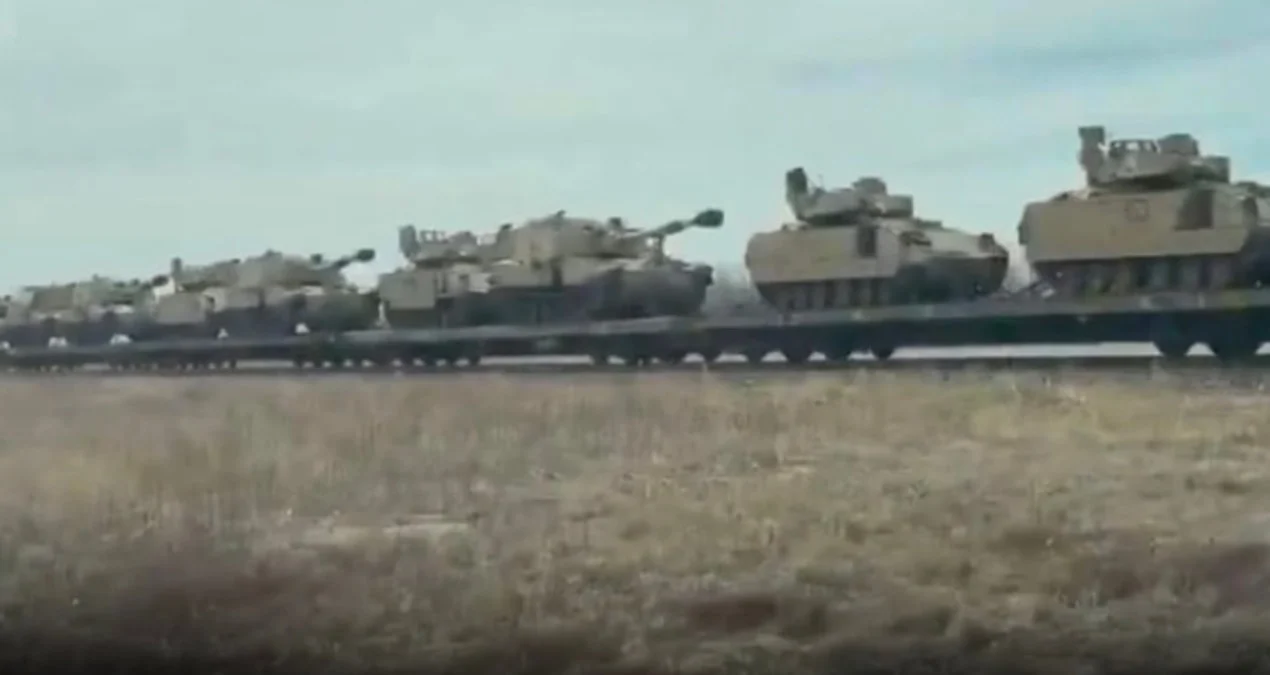 Yaxın Şərqdə gərginlik artarkən, sosial mediada yayılan tank görüntüləri ‘qiyamət planı’ ilə bağlı narahatlıqları gücləndirir.