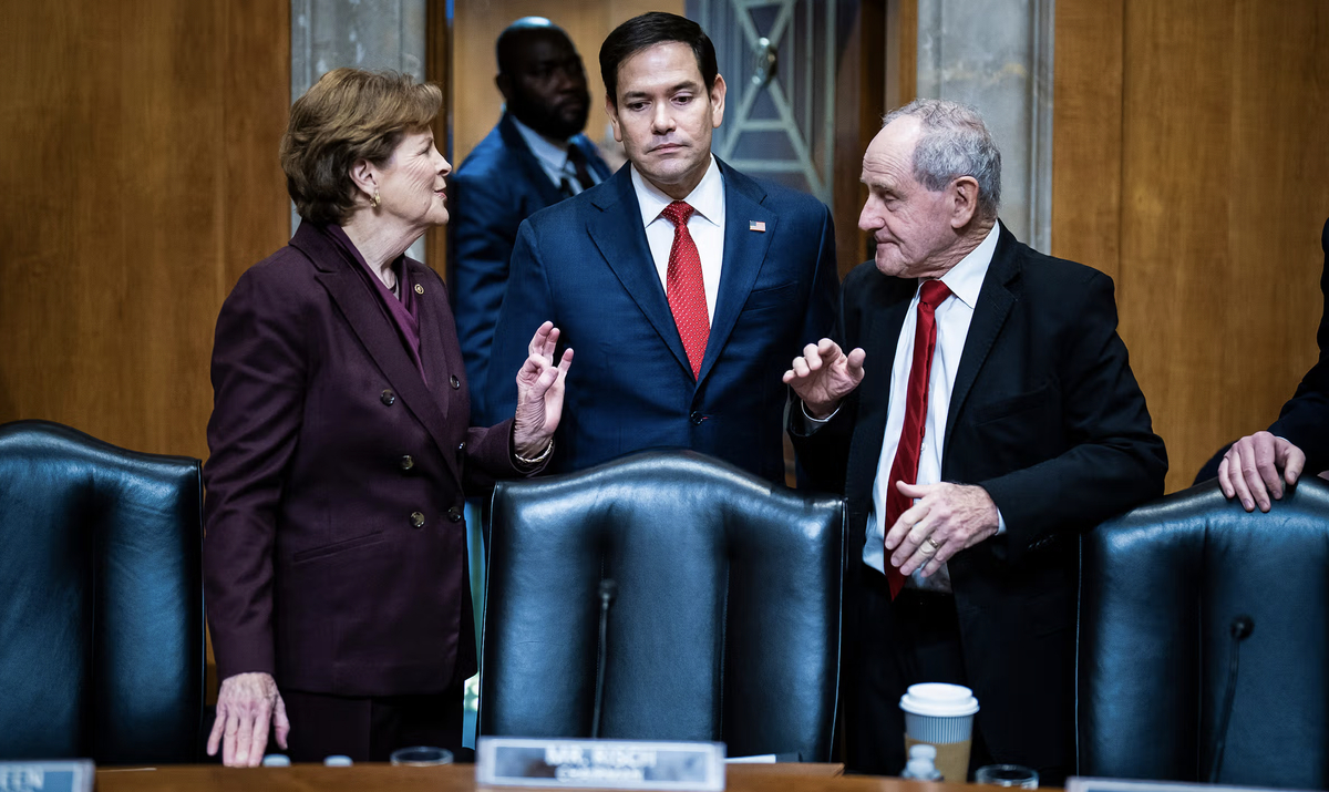 ABŞ Senatı Gürcüstanın demokratiyadan yayınmasından narahatdır