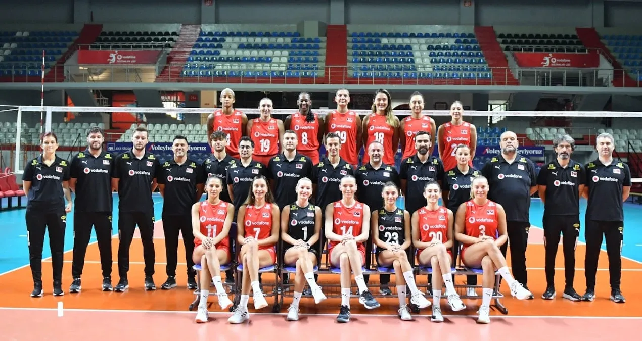 Filenin Sultanlarının dünya çempionatı heyəti bəlli oldu