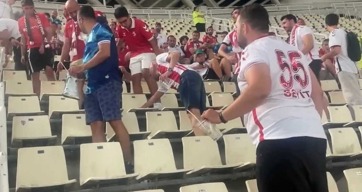 Samsunspor azarkeşləri qonşuda səs-küyə səbəb oldu