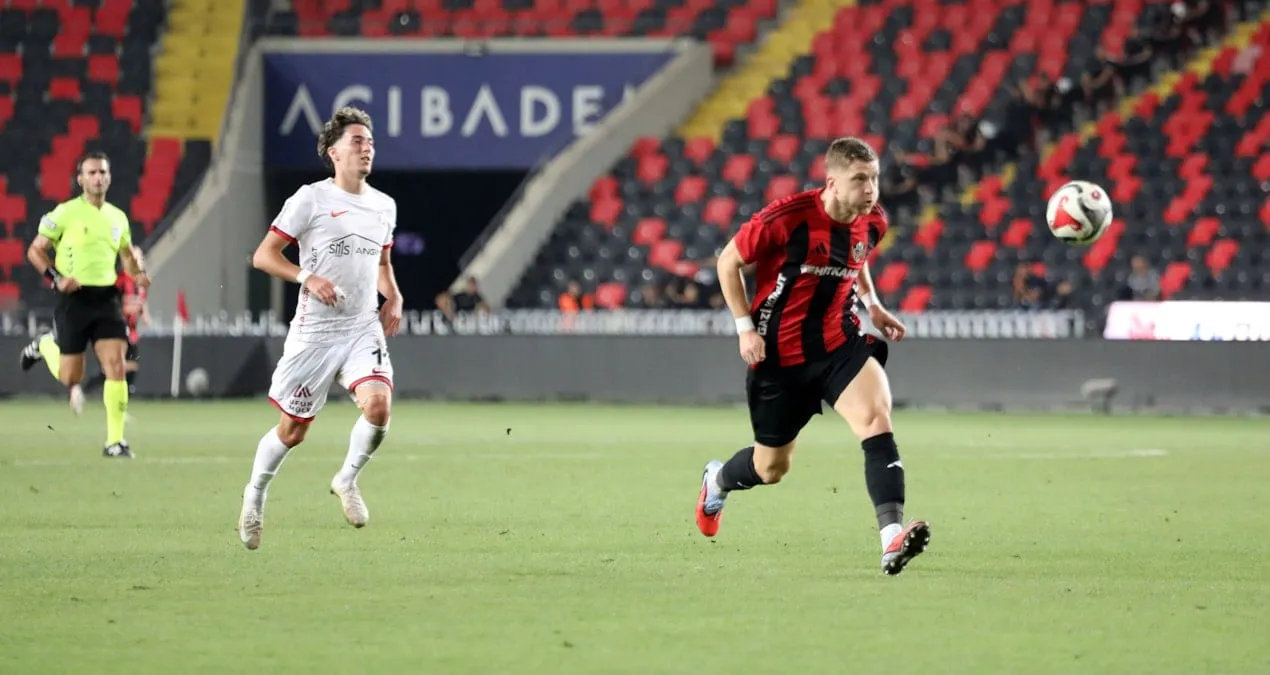 Qaziantep FK son dəqiqədə qələbə qazandı