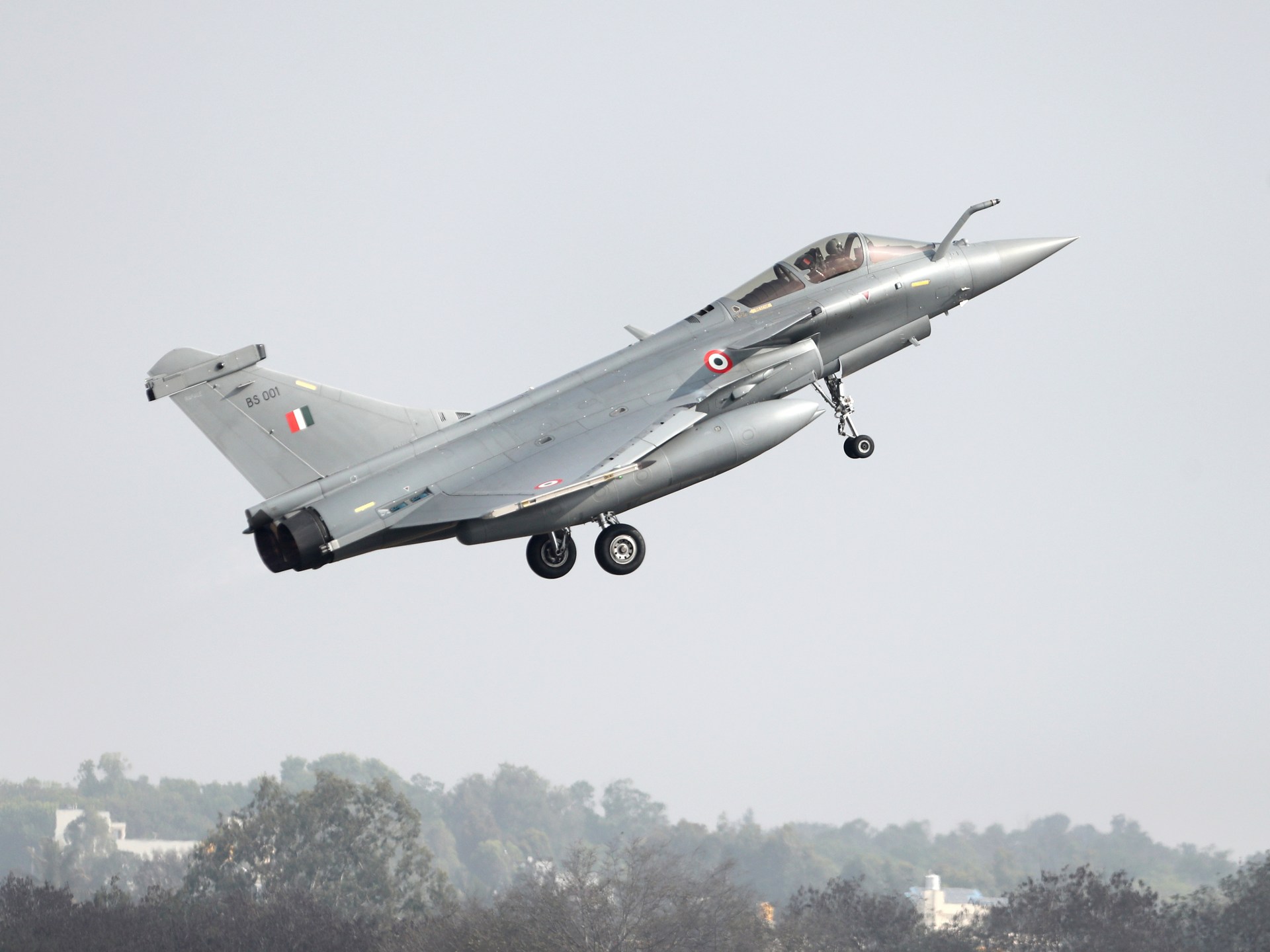Fransa kəşfiyyatı: Çin Rafale qırıcılarının dünya satışını pozur