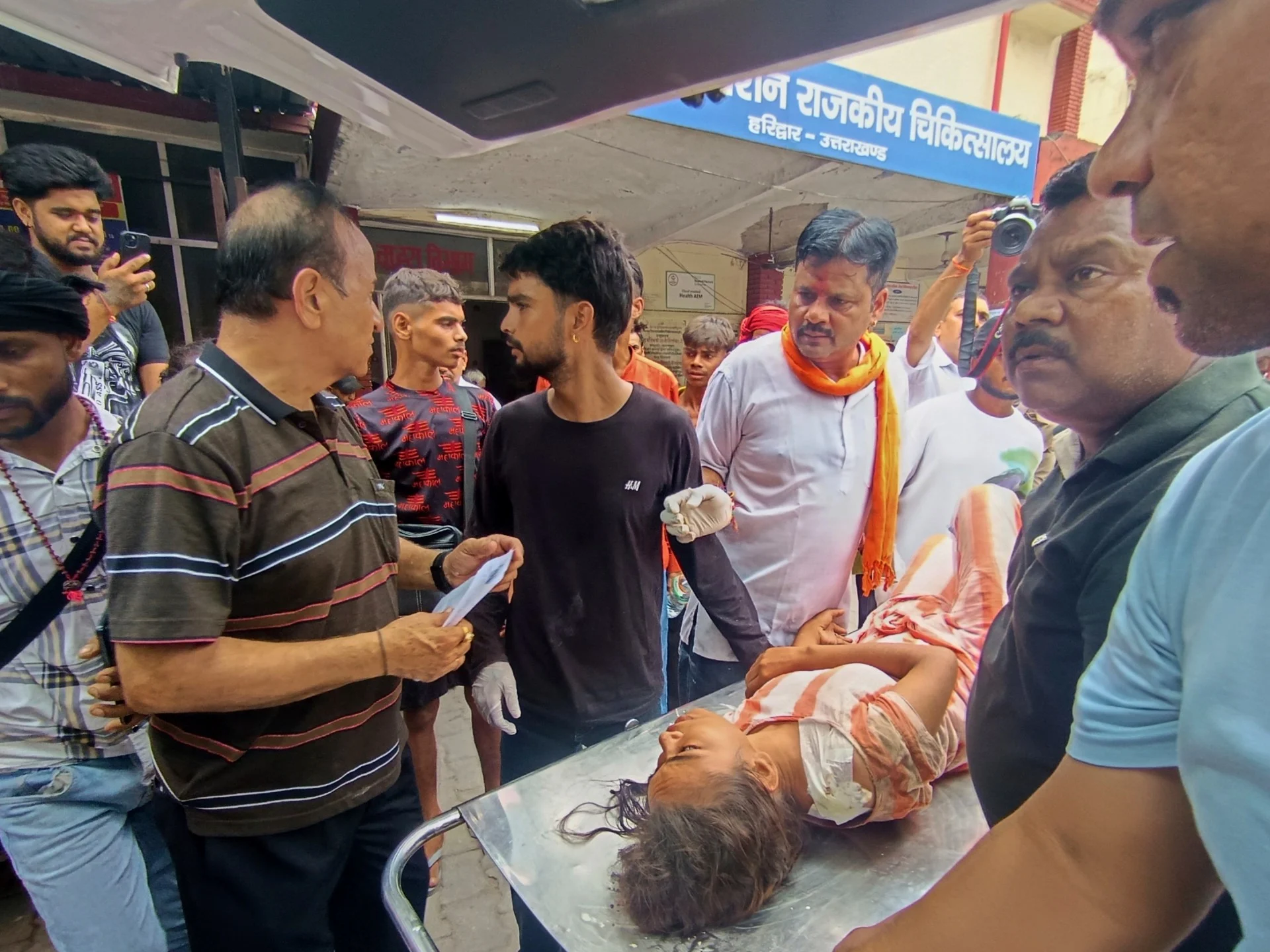 Hindistan Haridvar Hindu məbədində izdihamda altı ölüm