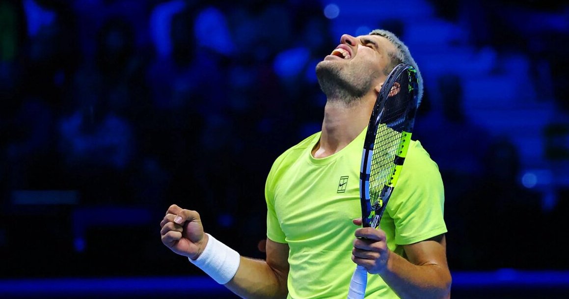 Alkaras mövsümdə 70 qələbə qazanan Cokoviçdən sonra ən gənc