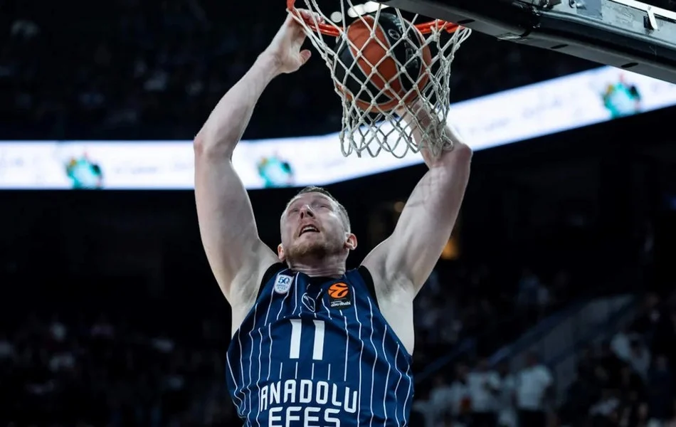 Efes müdafiəyə qayıdır