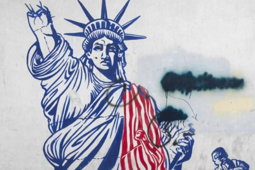 Trampın hərbi siyasəti: İmperiyaları yıxa biləcək təhlükəli avantüra