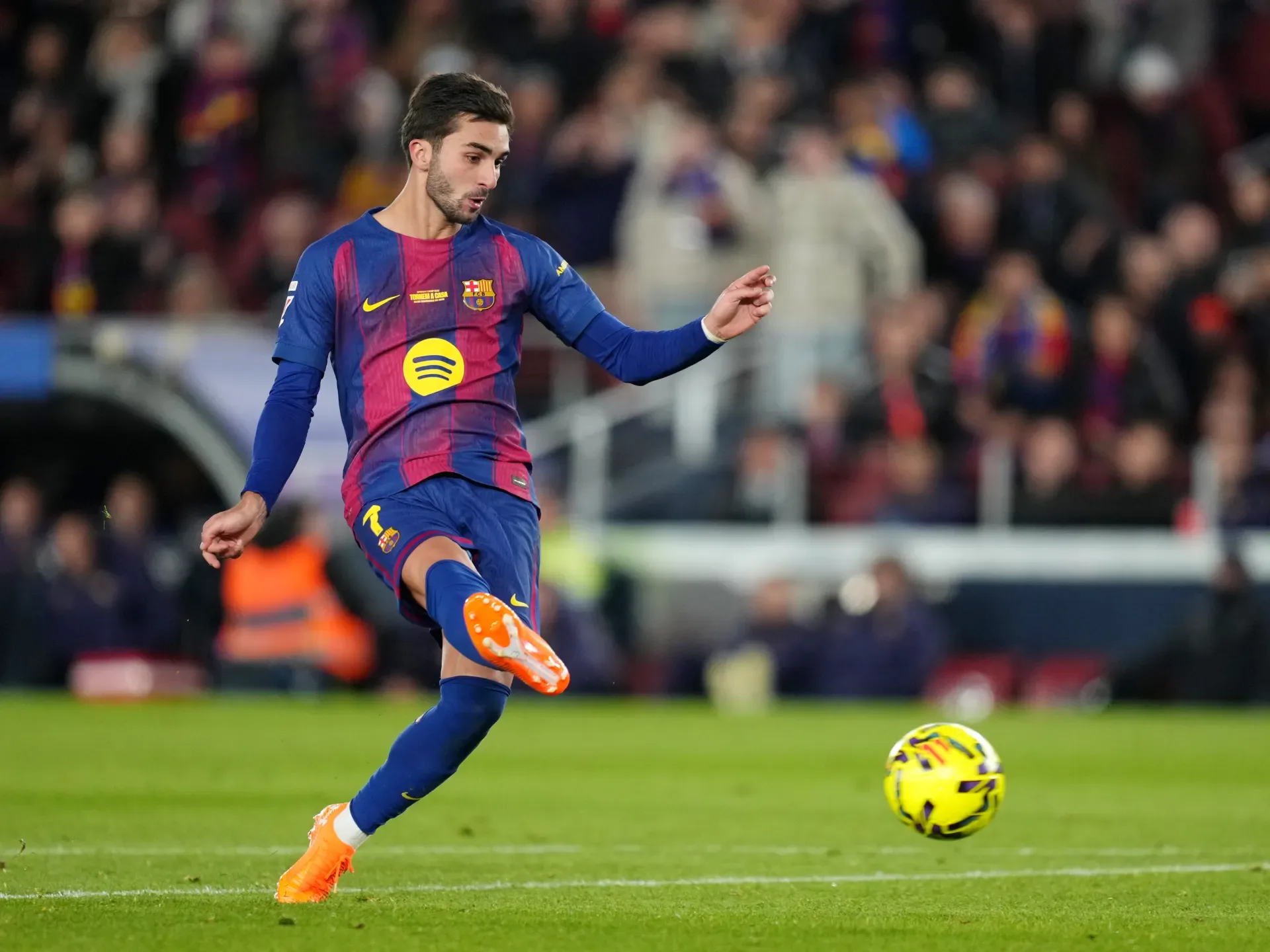 Barselona Kamp Noudakı duyğulu geri dönüşündə Atletik Bilbaonu 4:0 darmadağın etdi