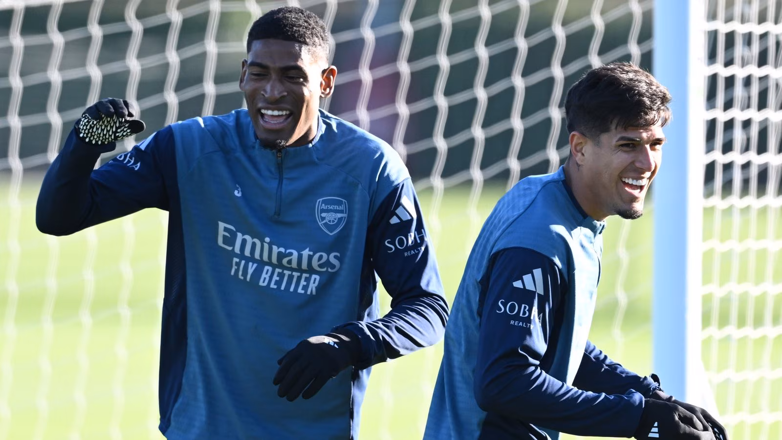 Mosquera və Hincapie Çelsiyə qarşı əsas heyətdə