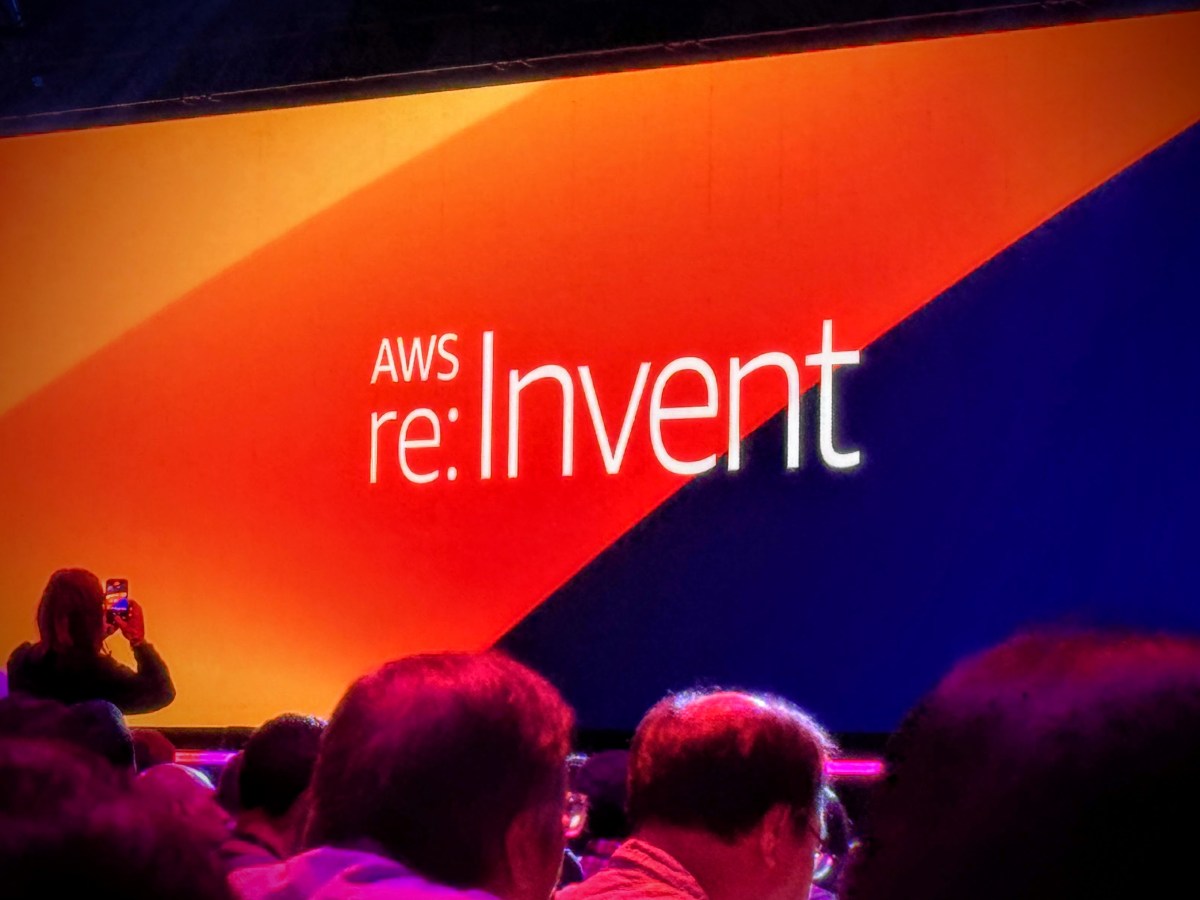 AWS re:Invent 2025: Canlı yayımı necə izləməli