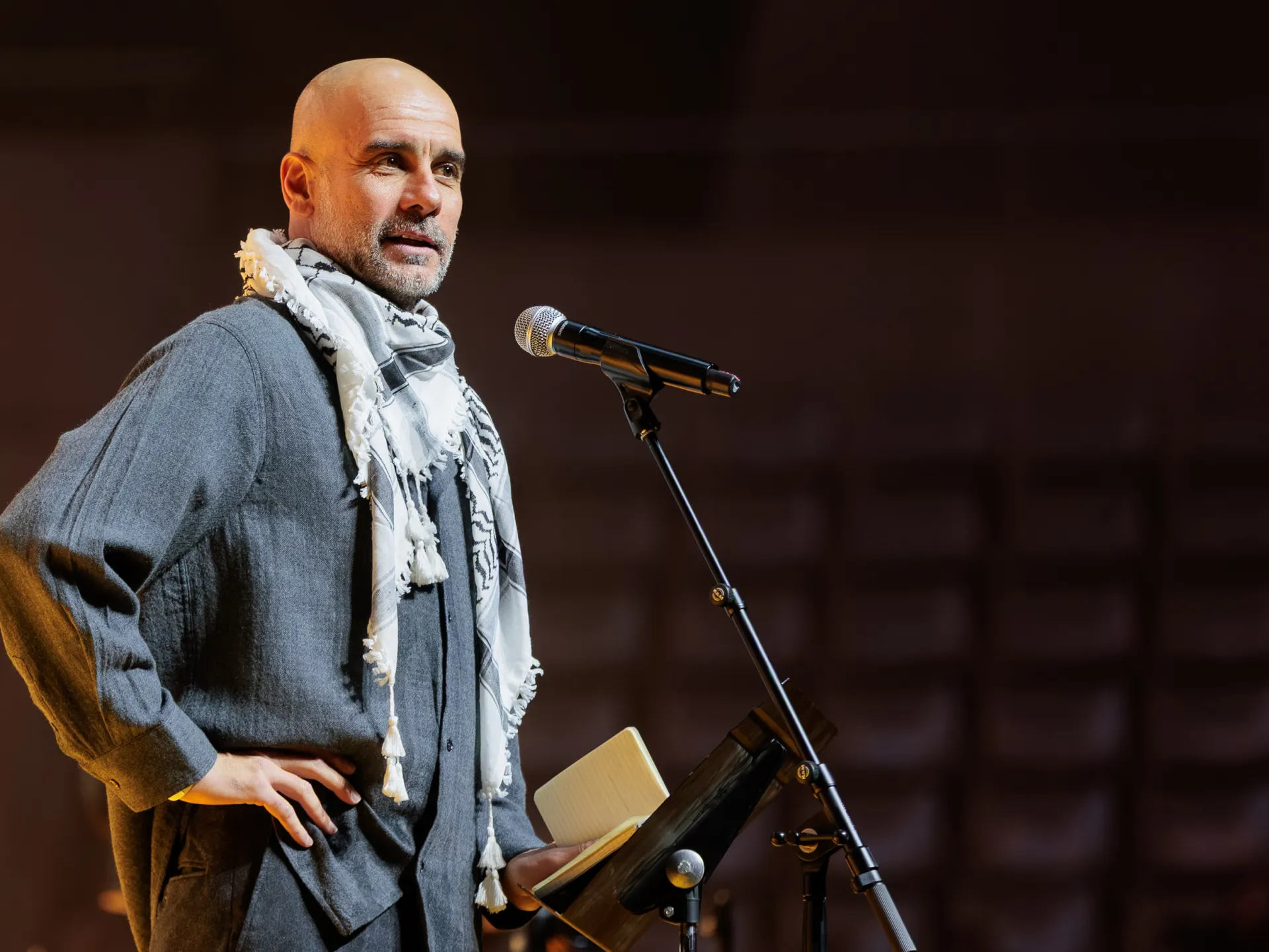 Man City-dən Qvardiola Fələstinə dəstəyini davam etdirir