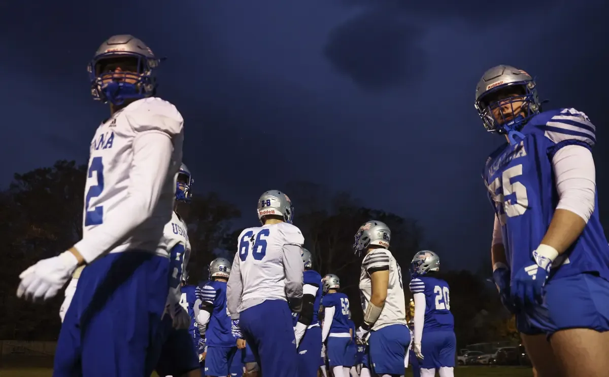 Ticarət Donanması-Sahil Mühafizəsi çəkişməsi