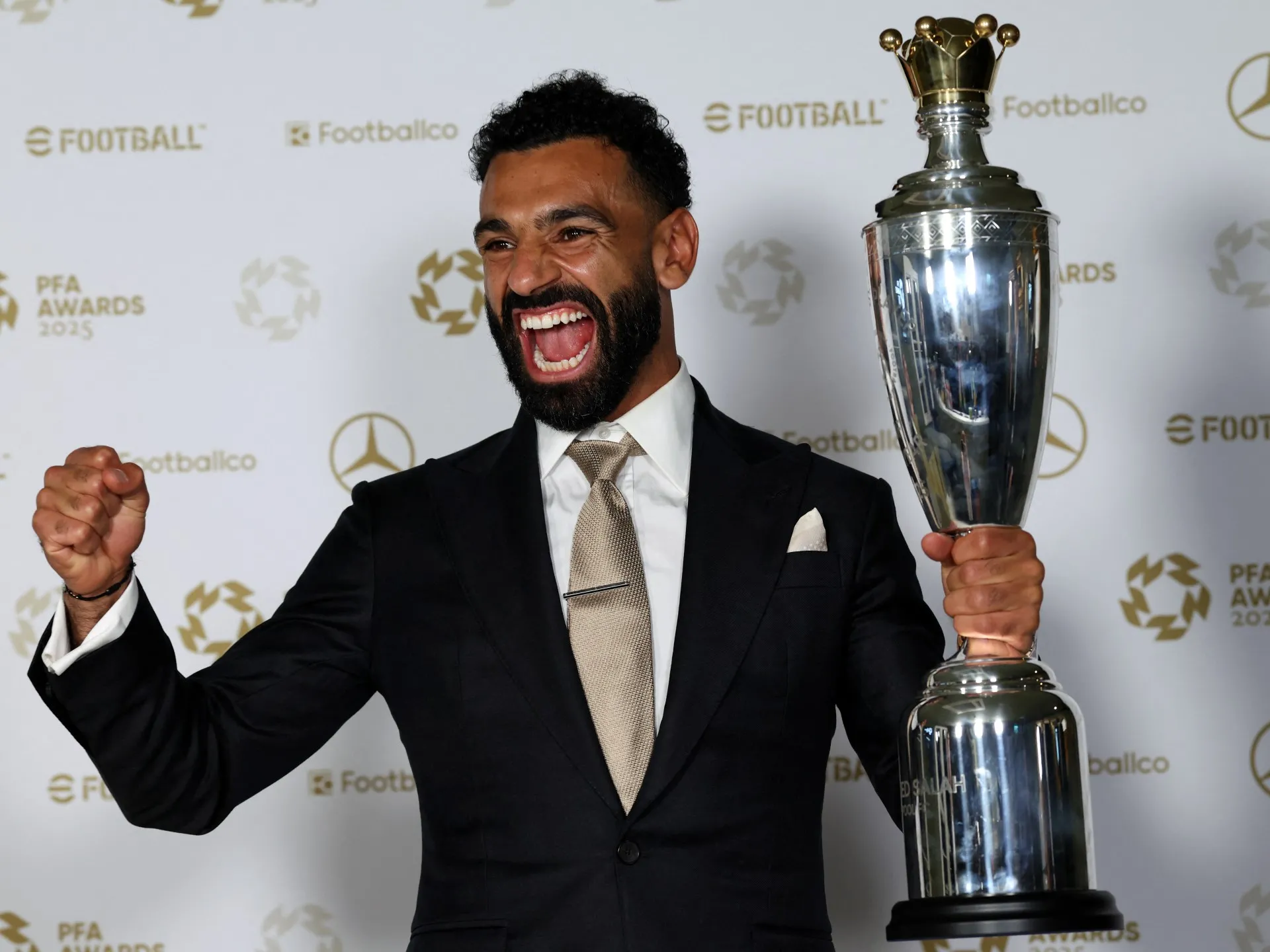 Mo Salah rekordla üçüncü dəfə PFA İlin Oyunçusu seçildi
