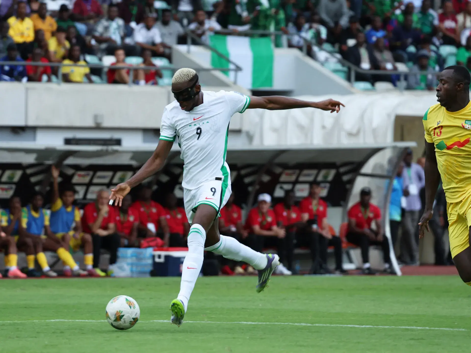 Osimhen het-triklə Nigeriyanı pley-offa çıxardı, Cənubi Afrika DÇ-yə vəsiqə qazandı