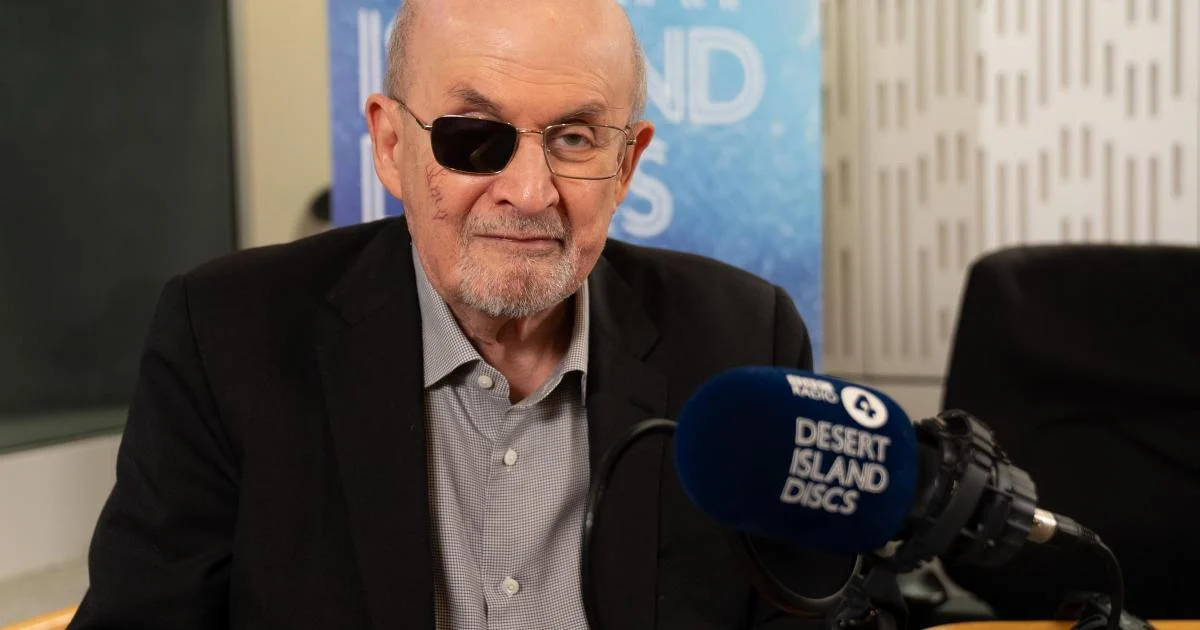 Salman Rüşdi BBC-də Lou Reed-in "Walk On The Wild Side" mahnısının əsl məqsədini açıqladı