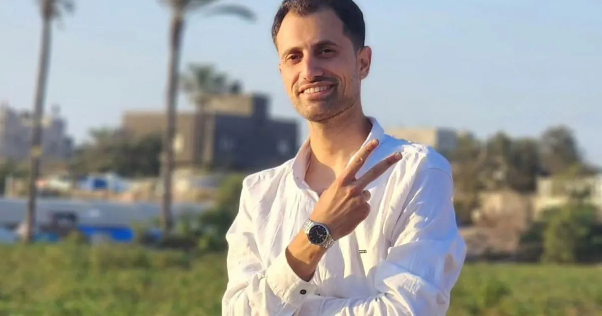 Qəzzanın komediya və cəsarət səsi: Mahmoud Şurrabın münaqişədə sonu