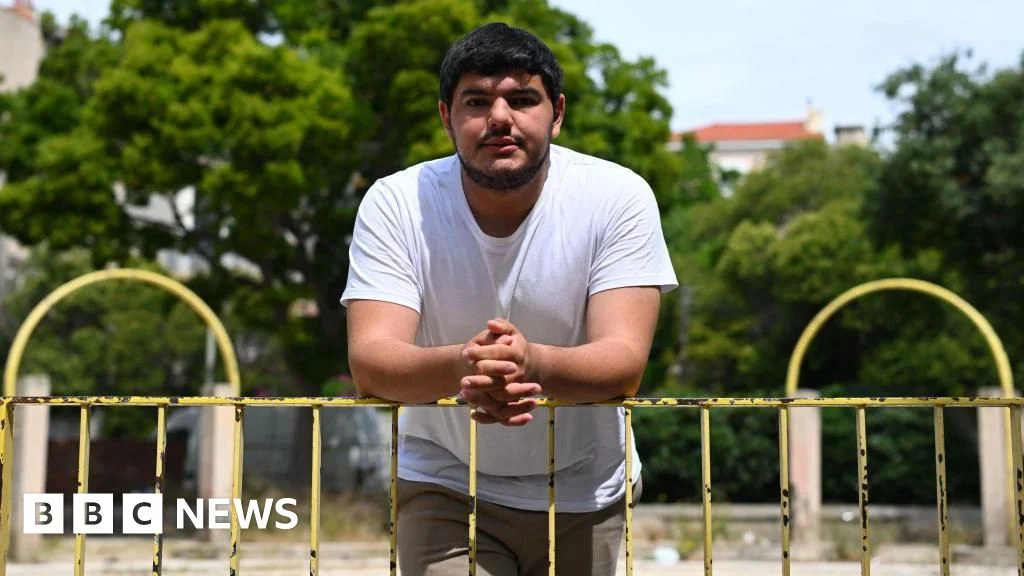 İki qardaşın qətli fransalı fəalı susdura bilmədi