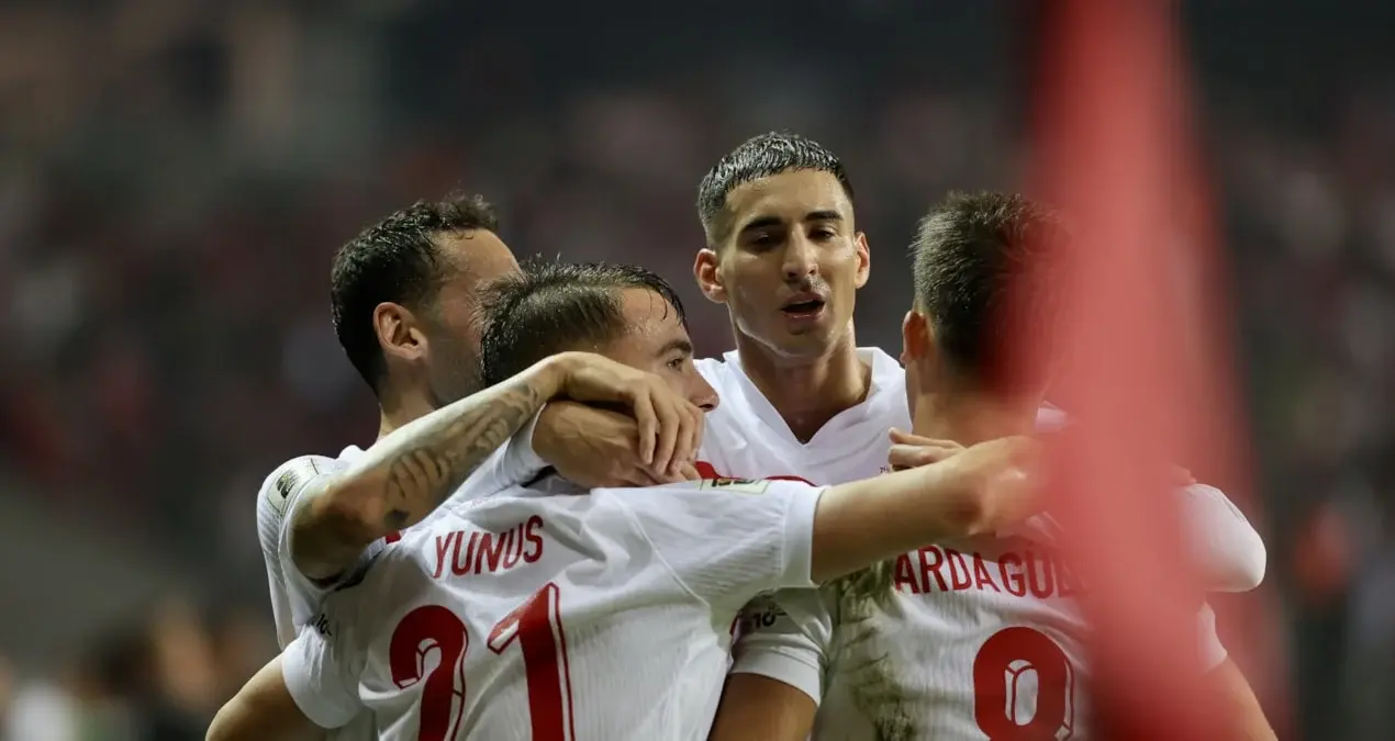 Türkiyə ilk iki yerə iddialıdı