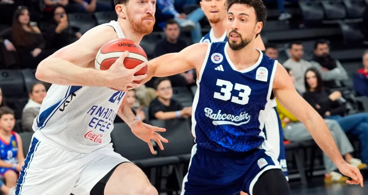 Bahçeşehir Anadolu Efesi məğlub etdi