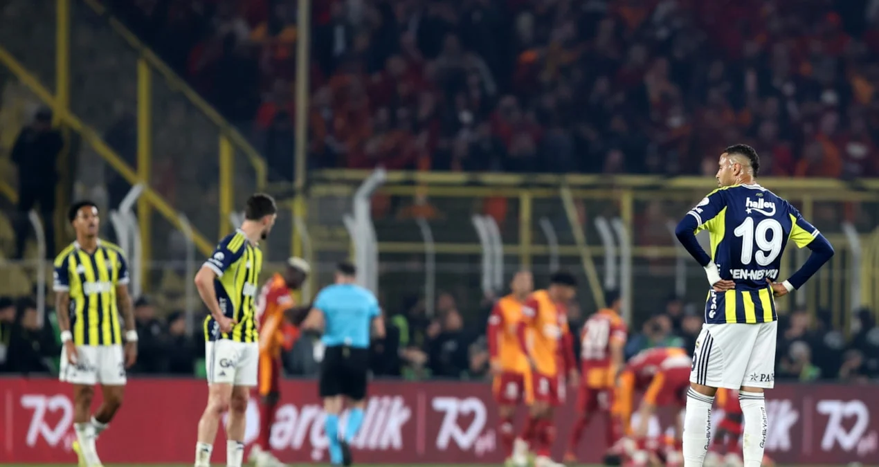 Fənərli azarkeşlər Yusif Ən-Nəsiriyə etiraz etdi