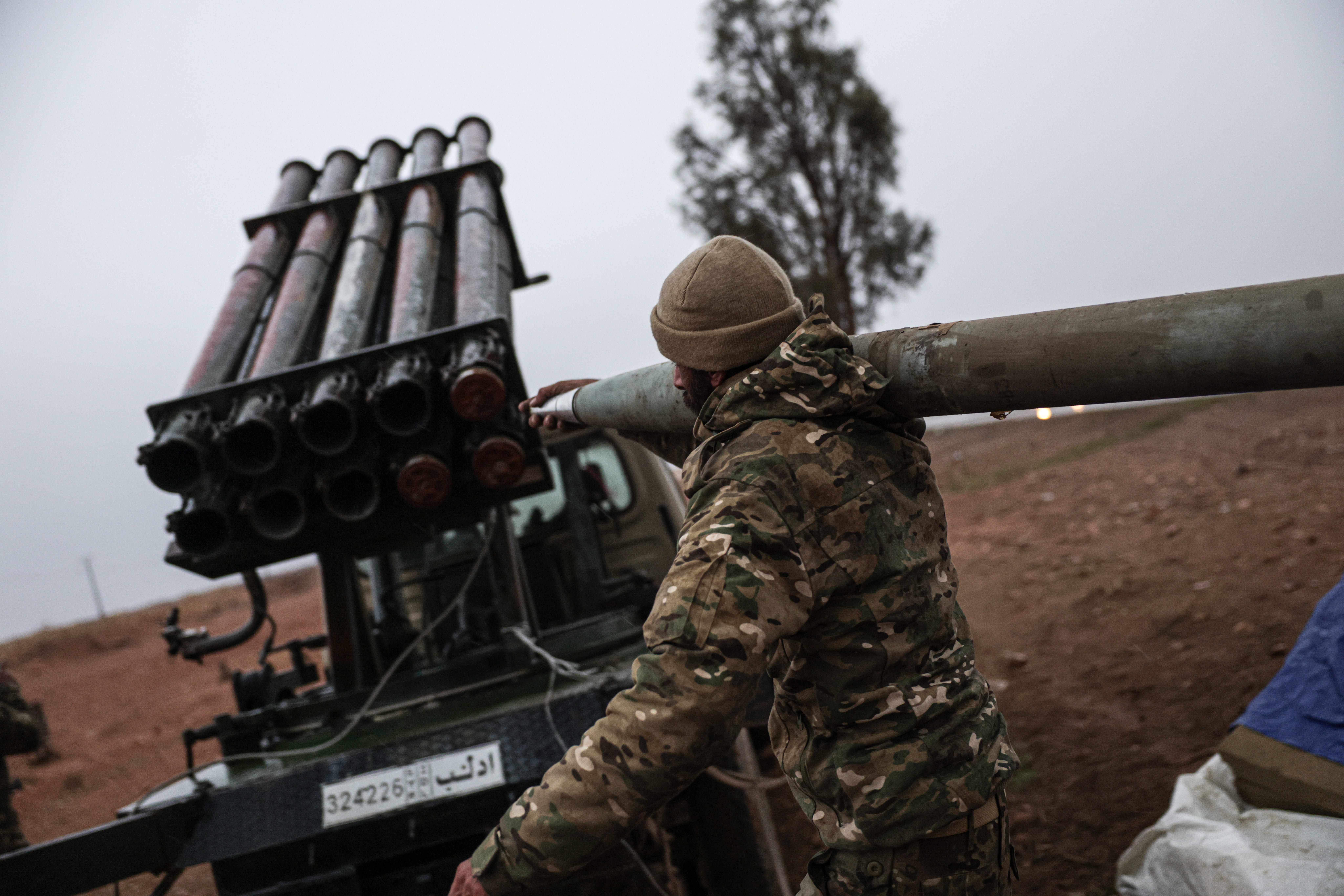 SDQ geri çəkildi, Suriya ordusu strateji şəhərdə əməliyyata başladı