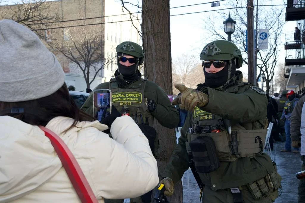 Minnesotada ICE polisi yenə atəş açdı: Ən aydın görüntülər yayıldı