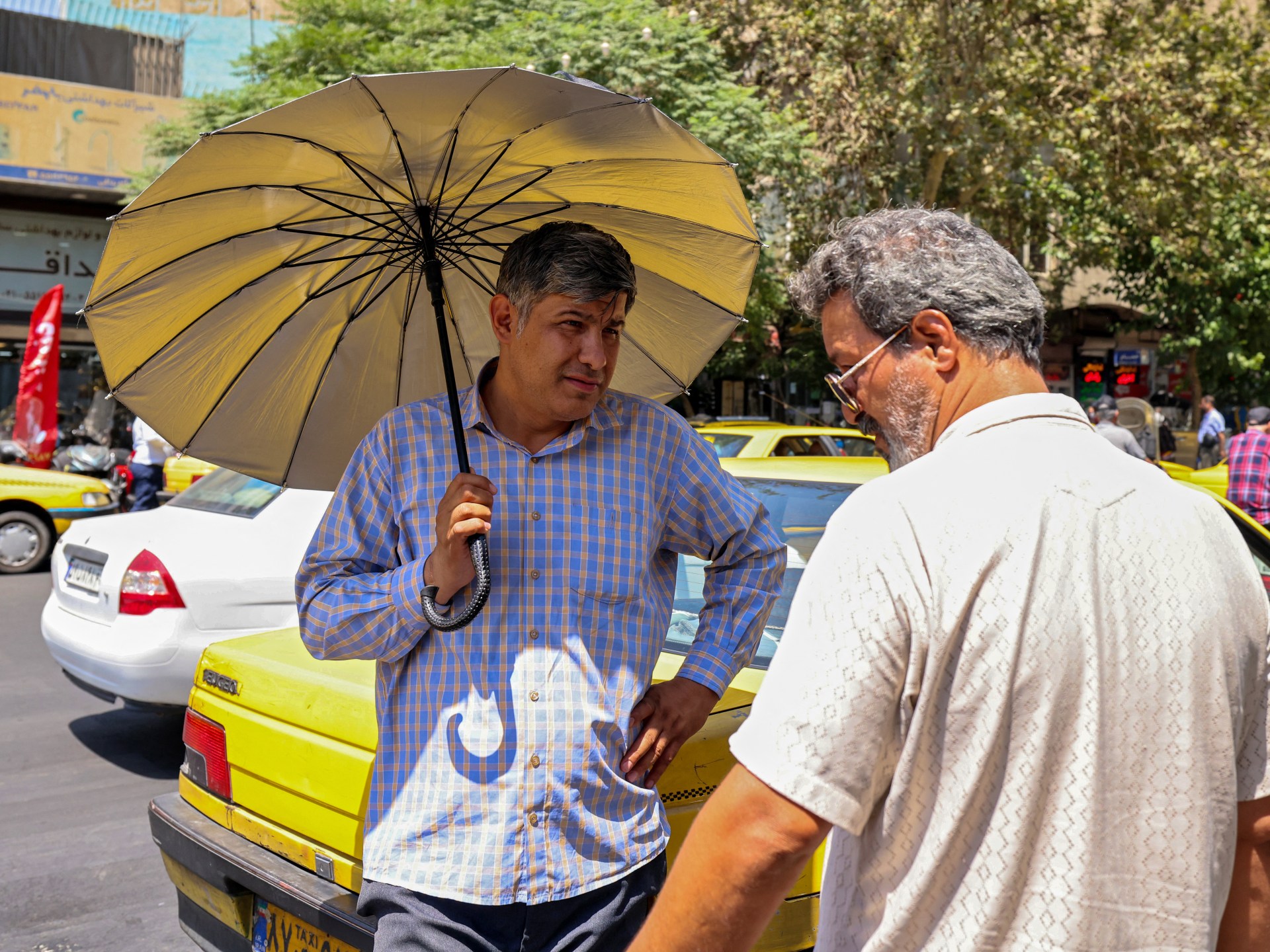 İranın böhranları gündəlik həyatı kökündən dəyişir