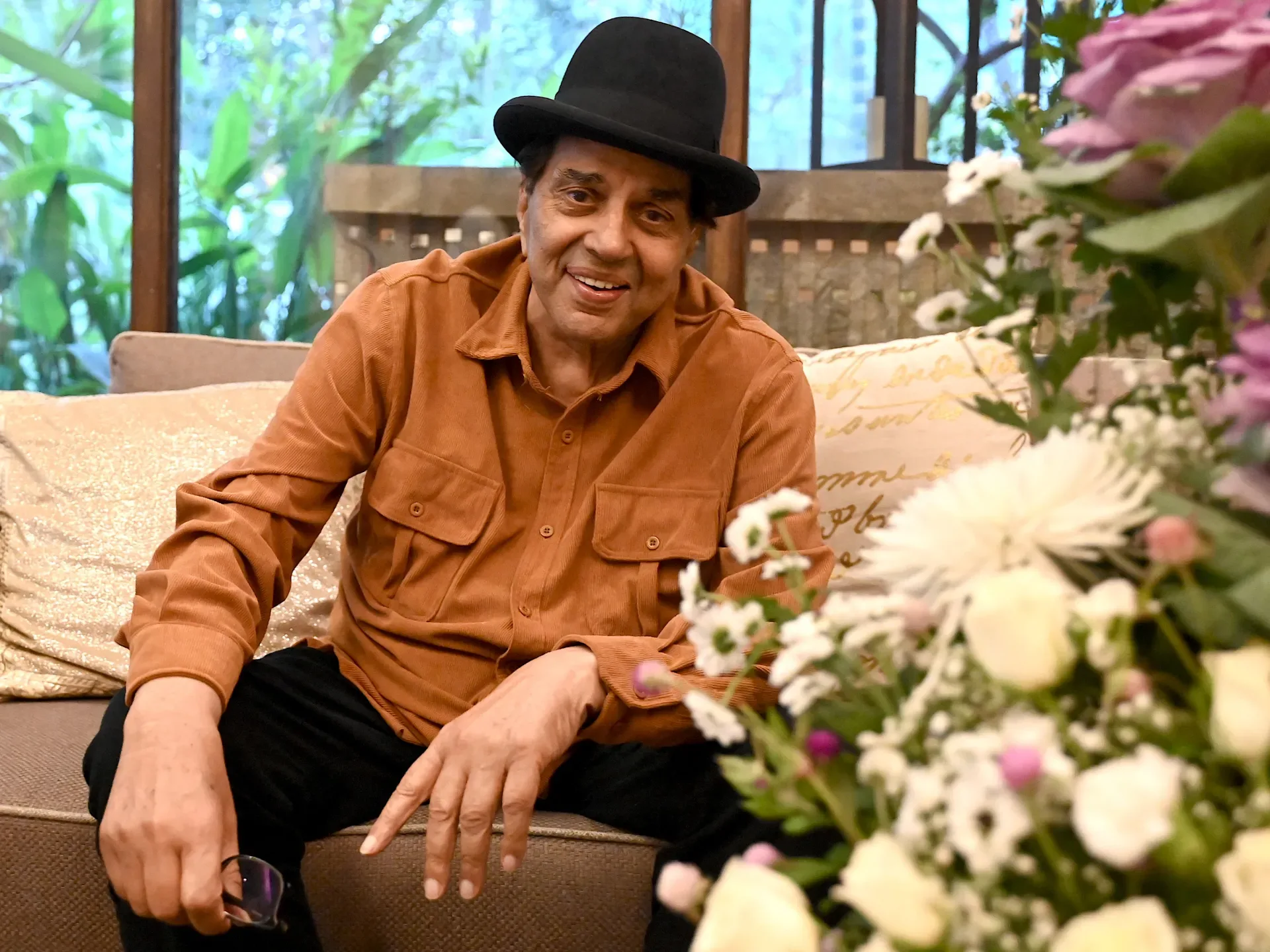 Bollywoodun “He-Man”i Dharmendra Deol 89 yaşında vəfat etdi