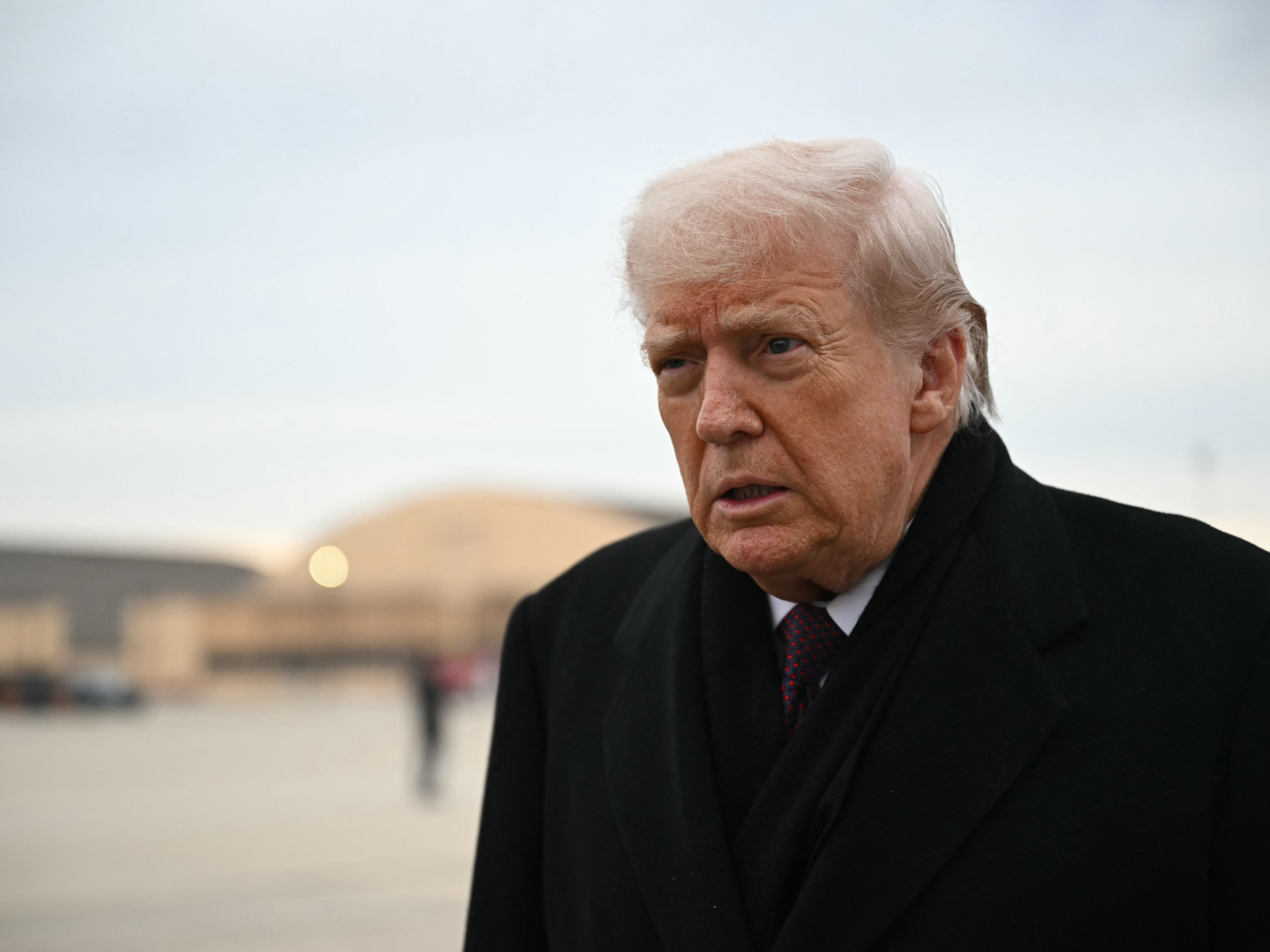 Tramp: ABŞ Suriyada İŞİD-ə genişmiqyaslı zərbələr endirdi