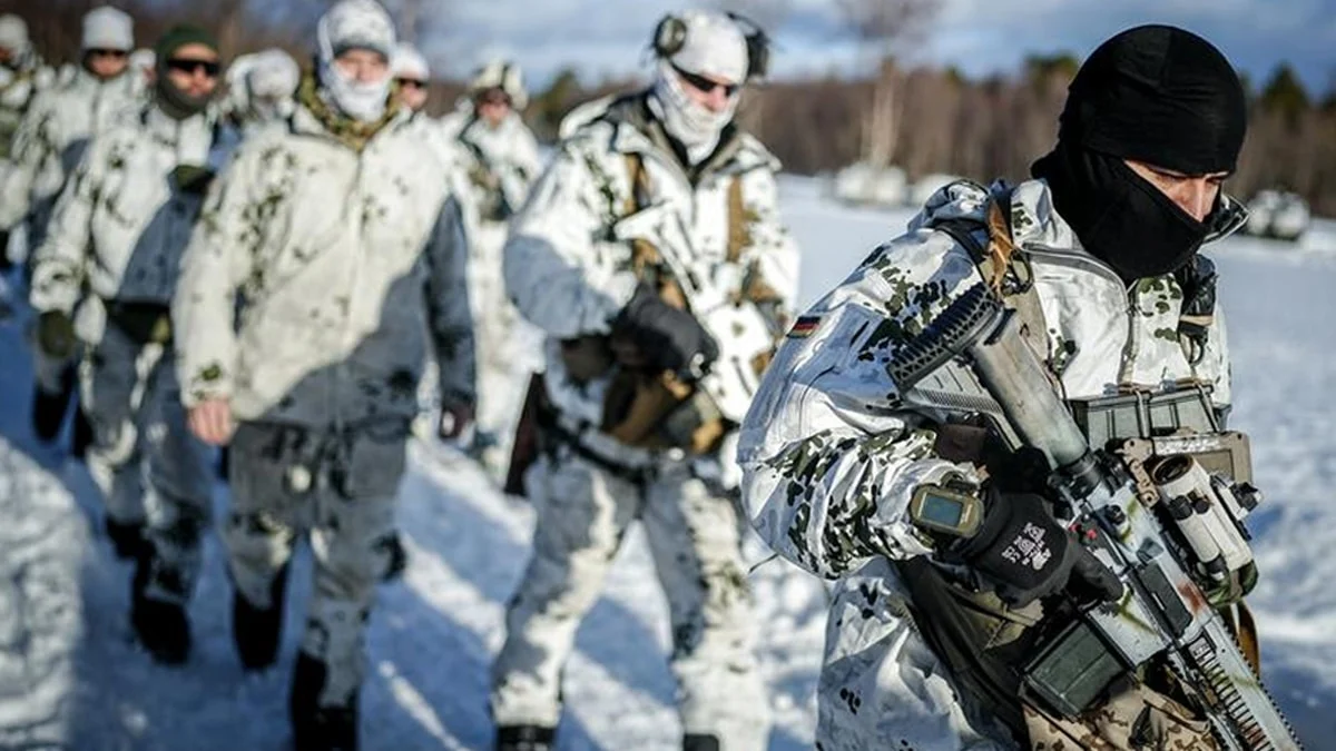 Almaniya Qrenlandiyadakı 15 əsgərini gizlicə geri çəkdi