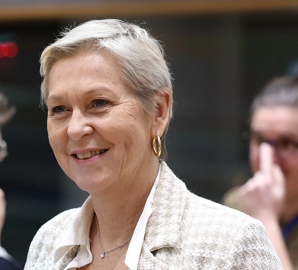 Fransa hökuməti açıq mənbəyə üz tutur: Linux iş stansiyaları gündəmdədir