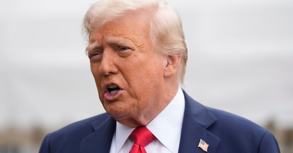 Trump antifa-nı daxili terror təşkilatı adlandıran sərəncam imzaladı