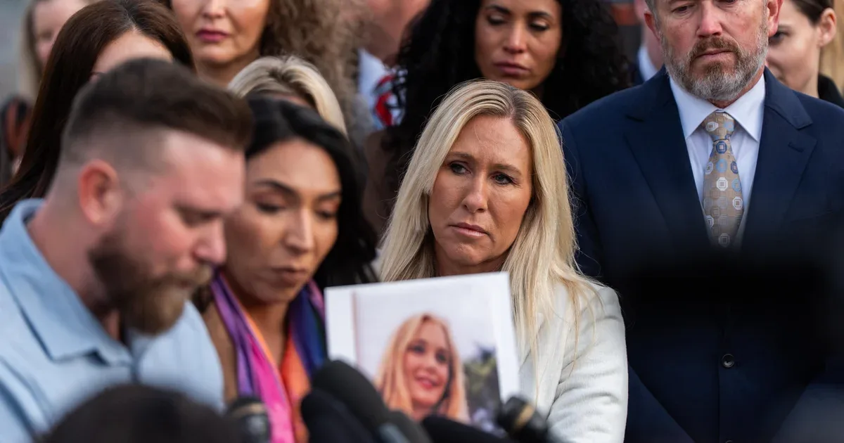 Gürcüstan seçiciləri Marjorie Taylor Greene'i dəstəkləyir