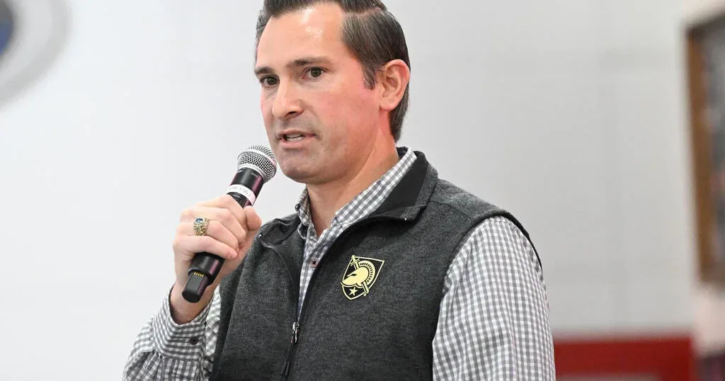 Məşhur seçkidə respublikaçı Matt Van Epps qalib gəldi