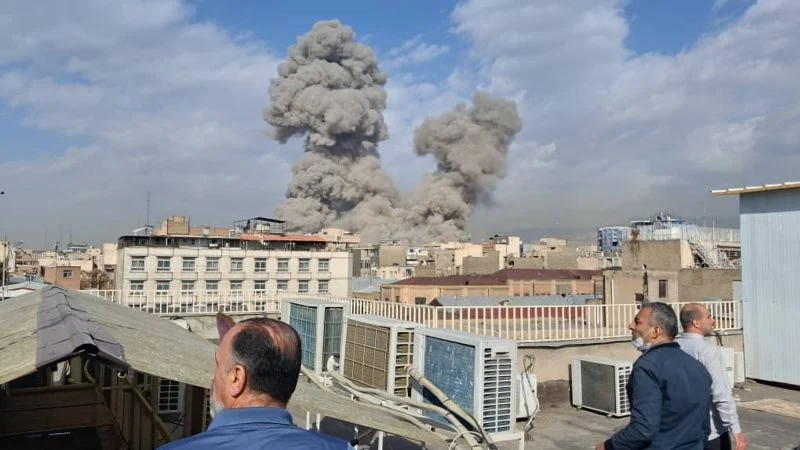 Bomba təhdidi və qaranlıq gələcək: İran xalqı dərinləşən böhranın əsirliyində