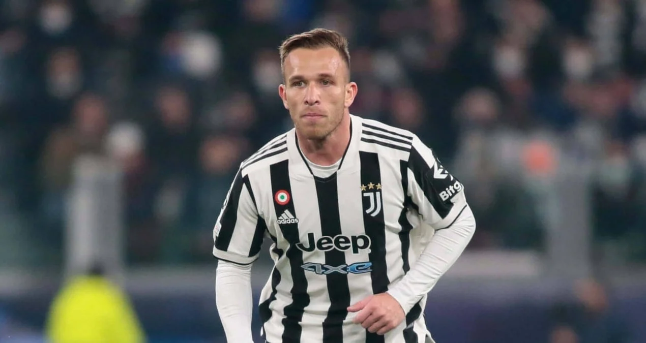 Ulduz futbolçu Super Liqaya keçə bilər