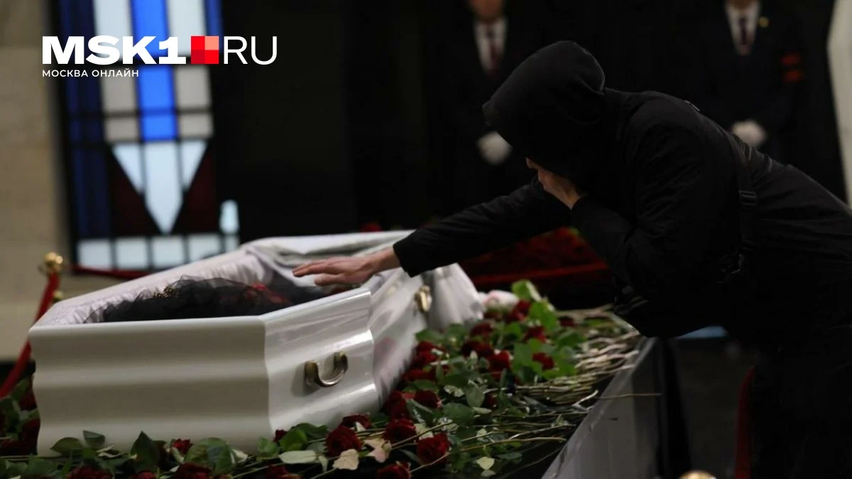 Moskvada 21 yaşlı bloqer İrina Neboqaya ilə vidalaşılır