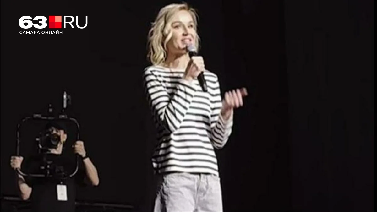 Polina Qaqarina Samara konsertində kostyumsuz qalıb