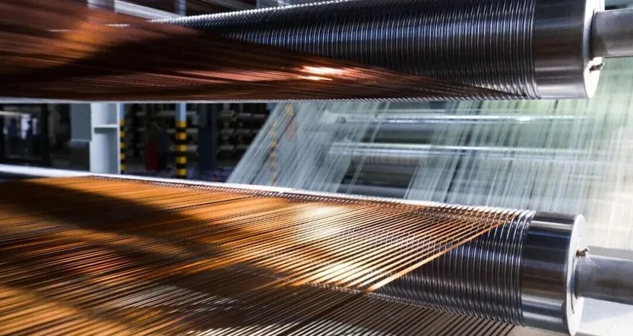 Çin poladdan dörd dəfə möhkəm T1200 karbon lifinin illik 100 ton istehsalına start verdi.