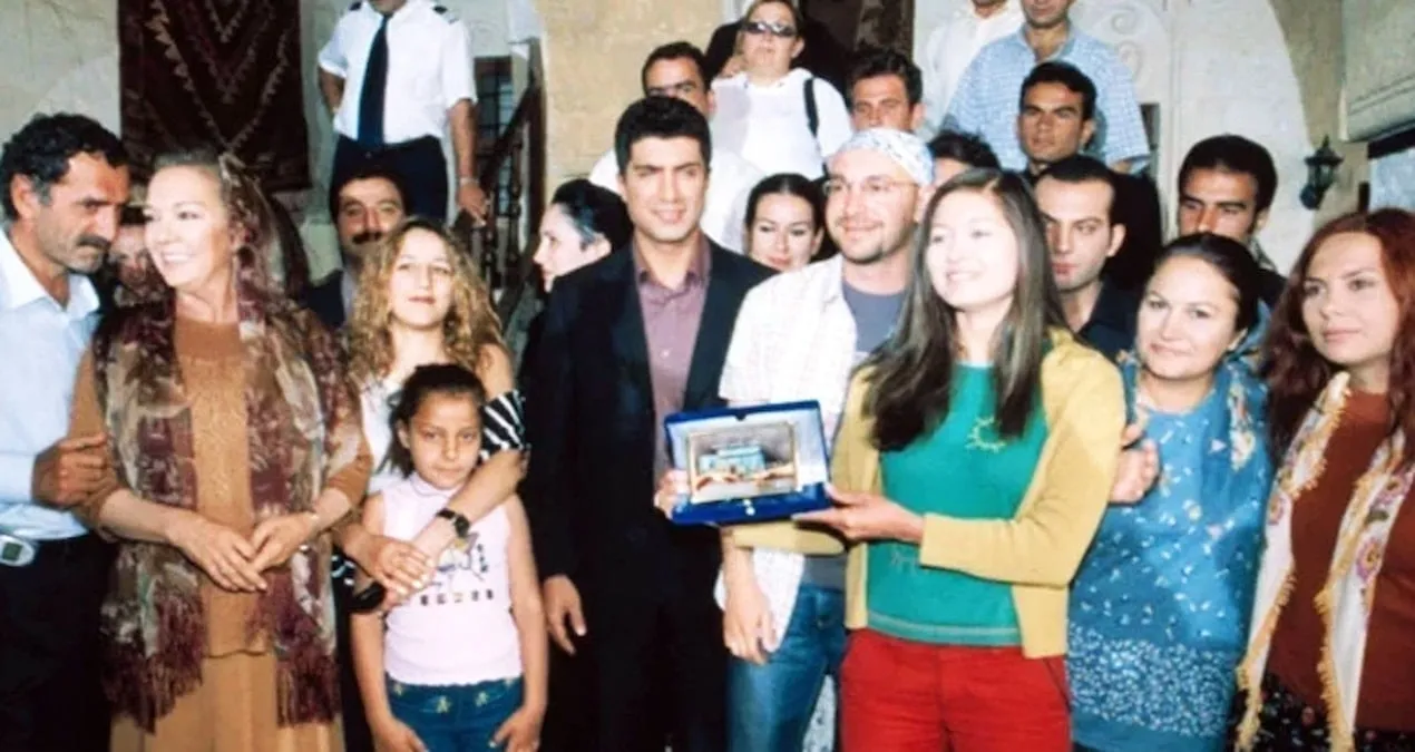 "Asmalı Konak" heyəti 23 ildən sonra qovuşdu