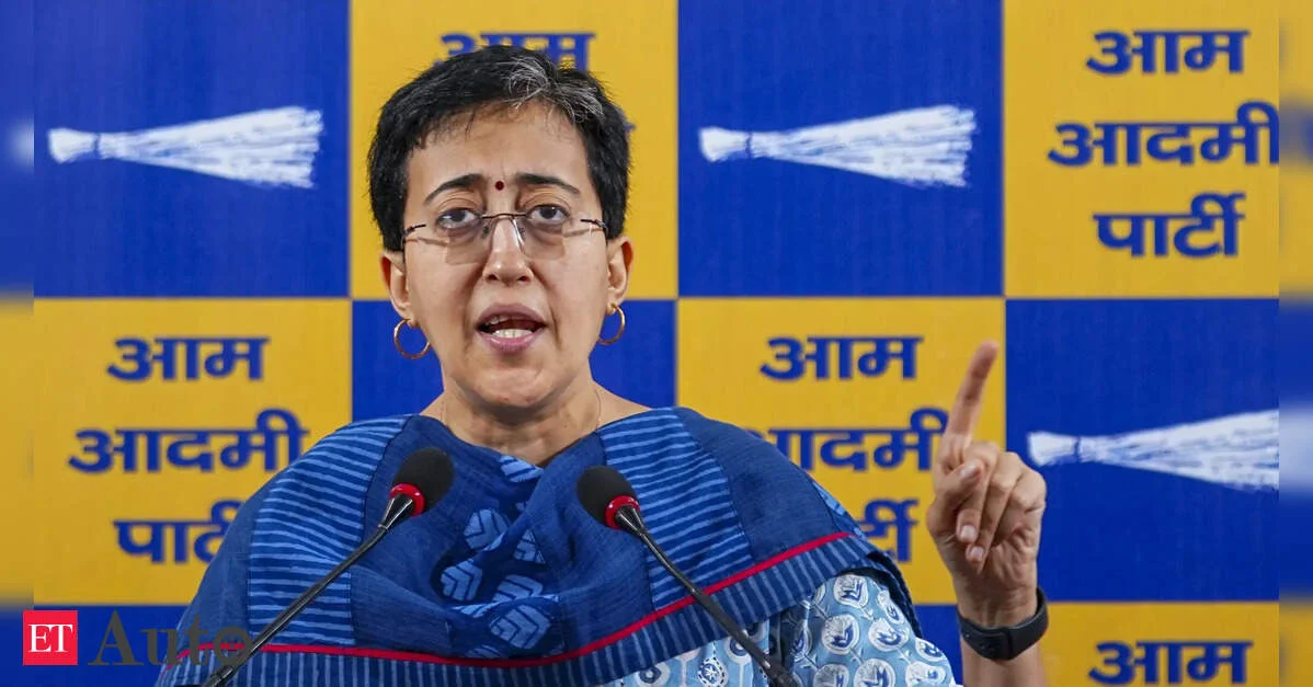 Atishi: Köhnə avtomobillər üçün qanun qəbul edilsin, 6 milyon sahib təsirlənə bilər