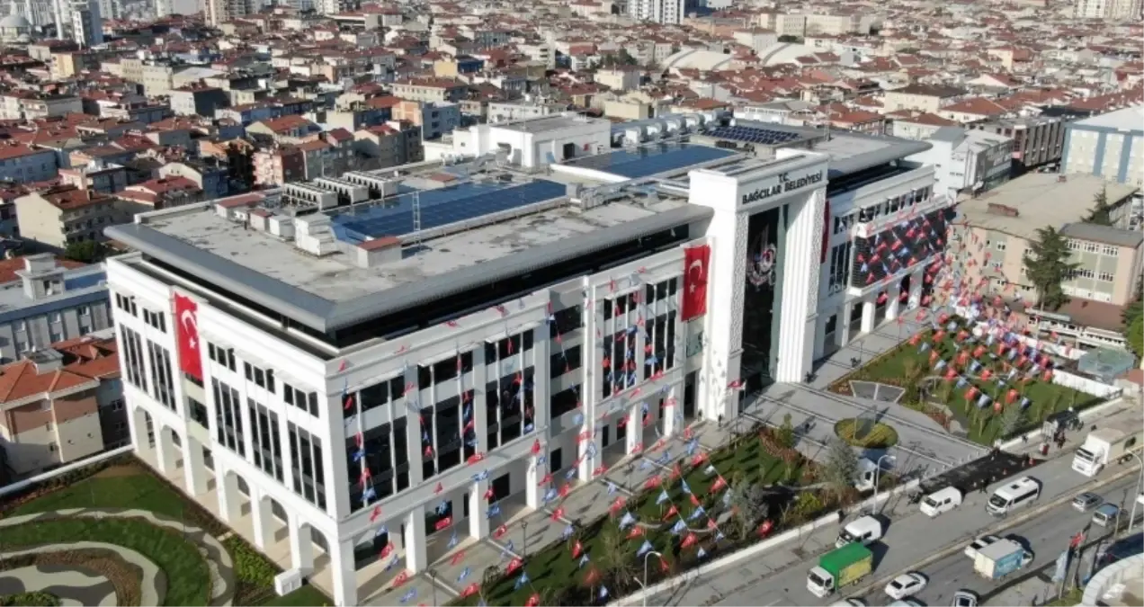 Bağcılar Bələdiyyəsi: Partiya və Sədr