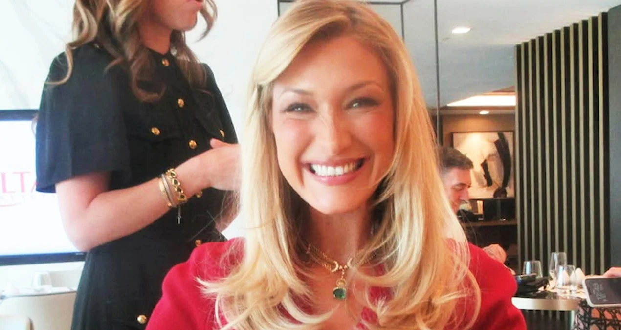 Bella Hadid Türk mətbəxinə aşiq oldu bu dəfə künefəni də daddı