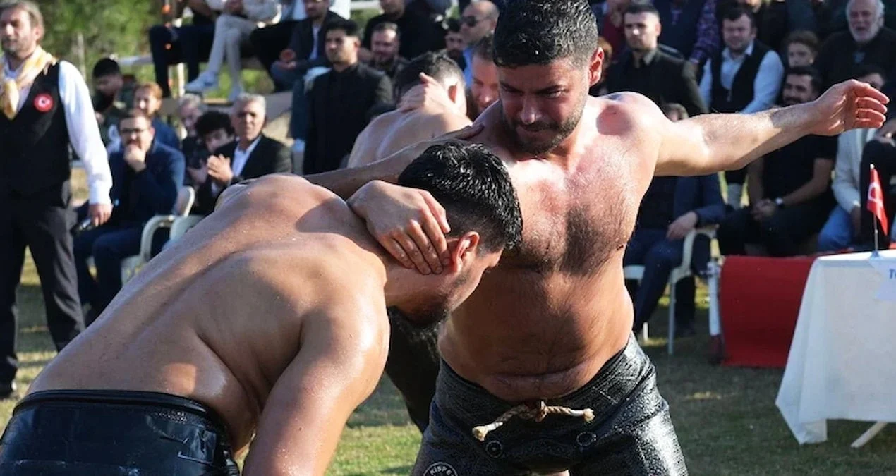 Berk Oktay həyat yoldaşının təkidi ilə 20 kilo atdı