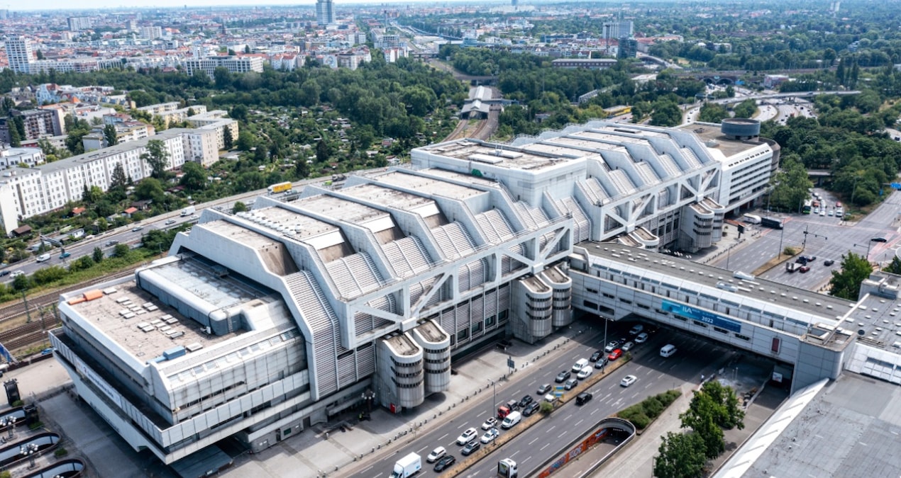 Berlinin "kosmik gəmisi" qayıdır: ICC binası qapılarını yenidən açmağa hazırlaşır