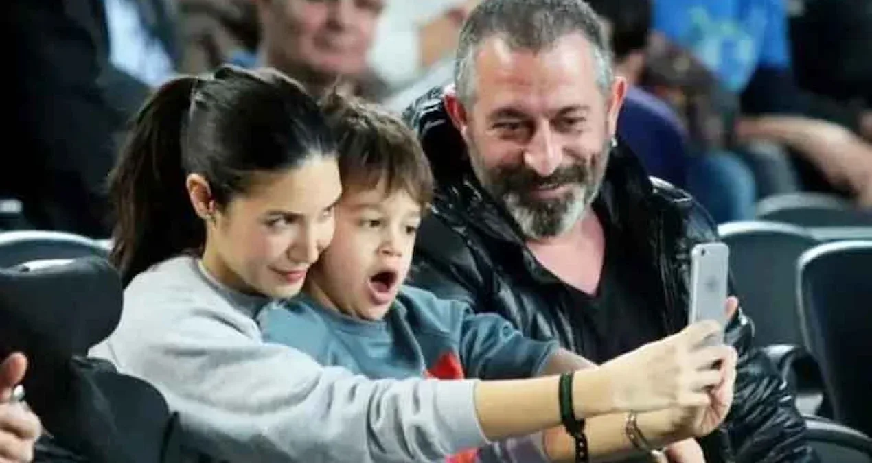 Cem Yılmaz oğlu Kemalı paylaşdı Atasına bənzəyir