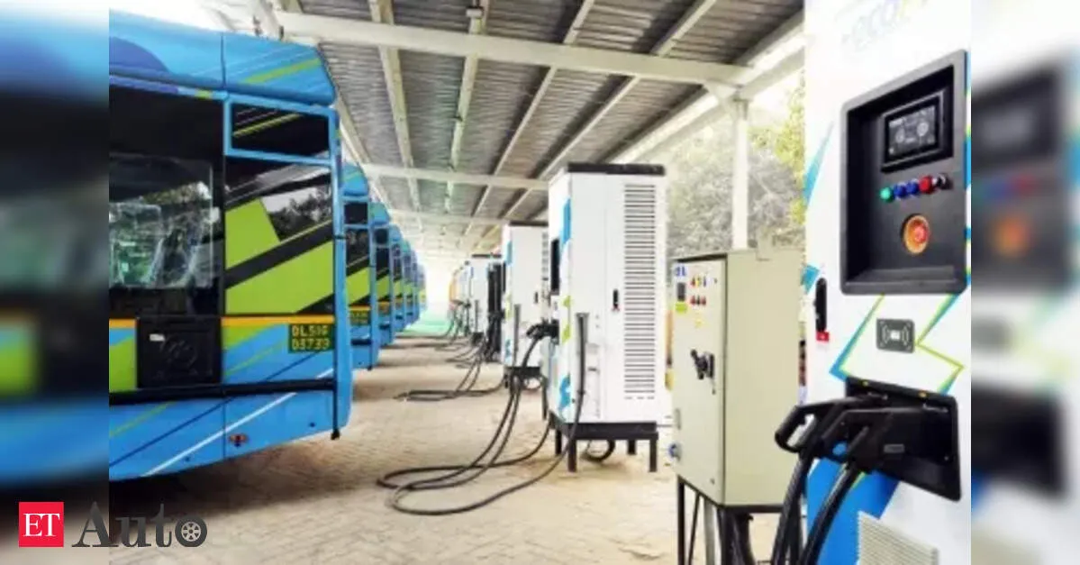 Dehli ilin sonuna kimi 6000 elektrik avtobusu alacaq