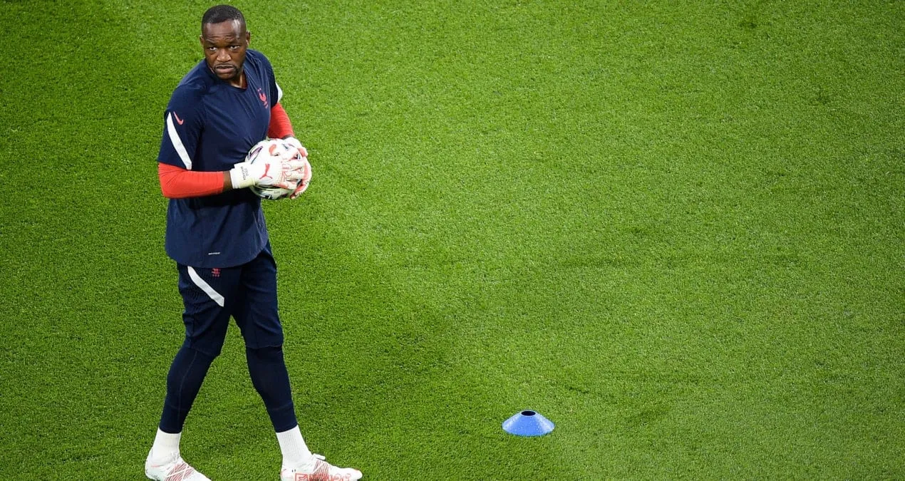 Stiv Mandanda karyerasını bitirdi