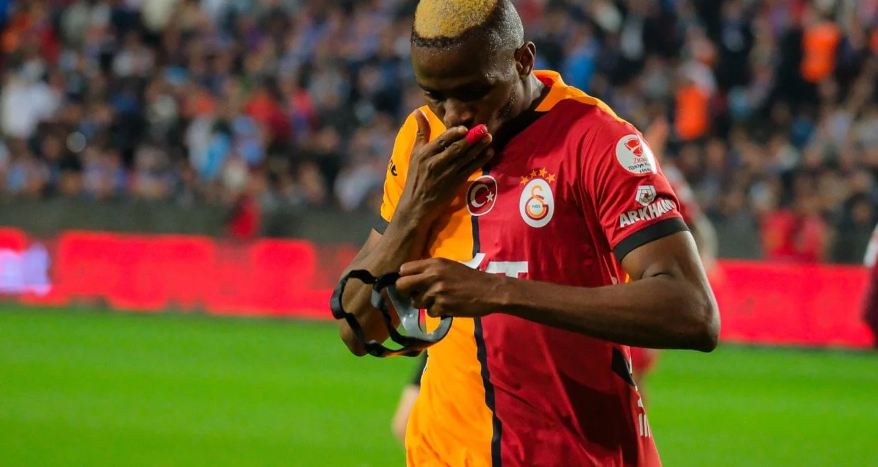 Osimhen "Qalatasaray"a gəlir, klub böyük gəlir əldə edəcək