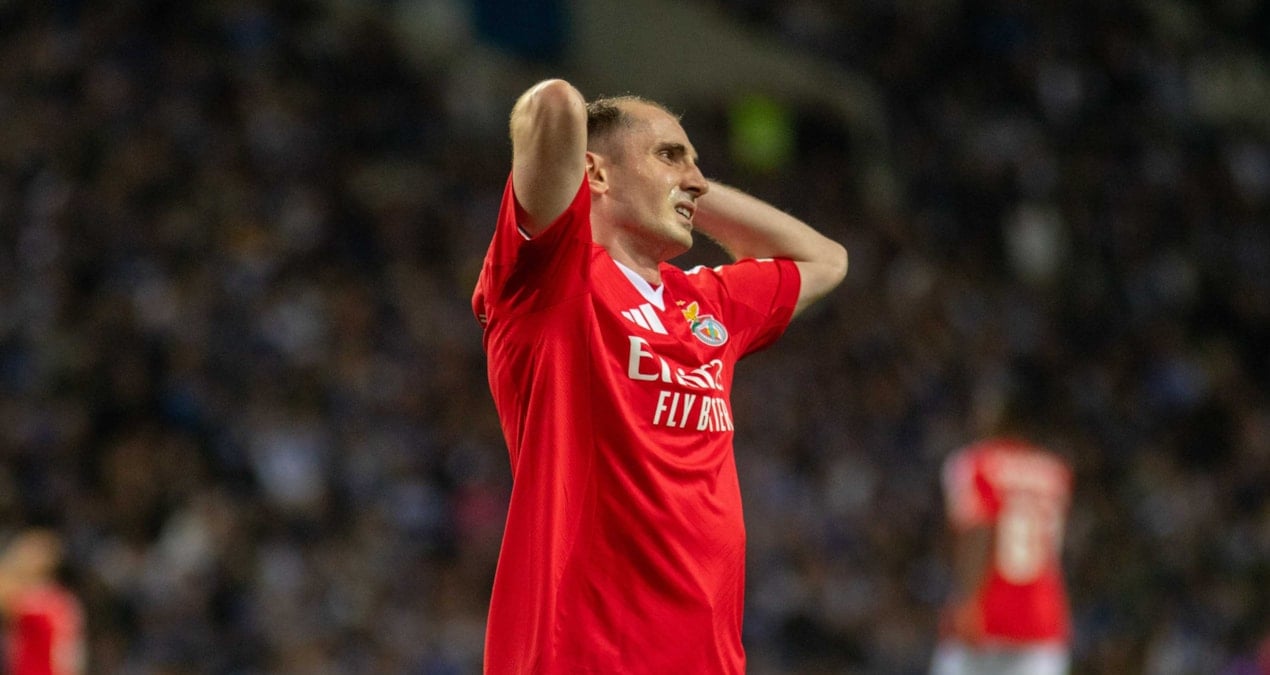 Aktürkoğlu oyuna çıxmır