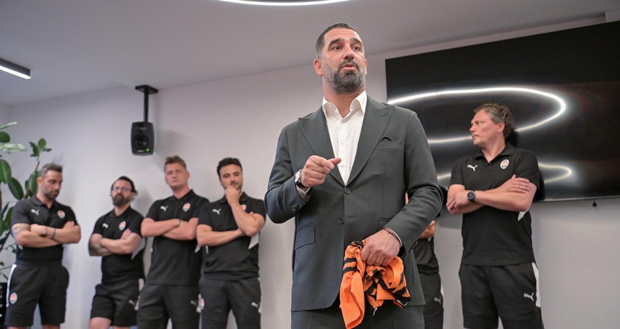 Arda Turan debütdə rekord qələbə